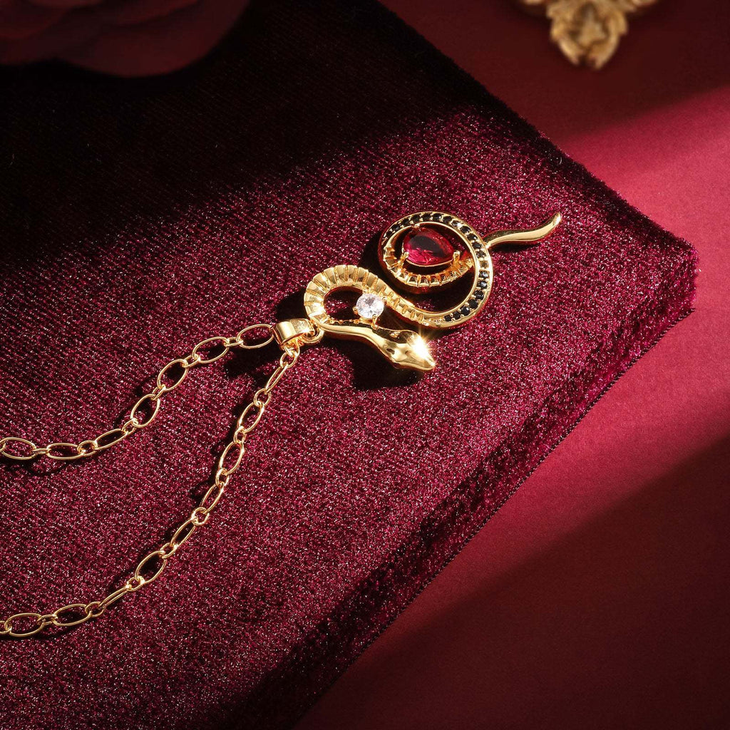Fashion Jewelry Copper-plated Real Gold Necklace Fashion Design Star And Moon Rhinestone Alloy Necklace
